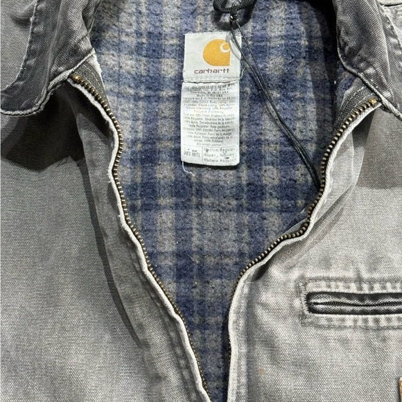Vintage 90s Grey Faded Carhartt Detroit Jacket - Picture 7 of 14